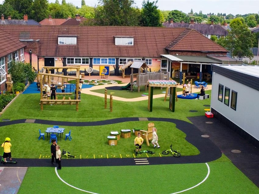 Transforming Warren Farm Primary School's EYFS Playground! Main Image